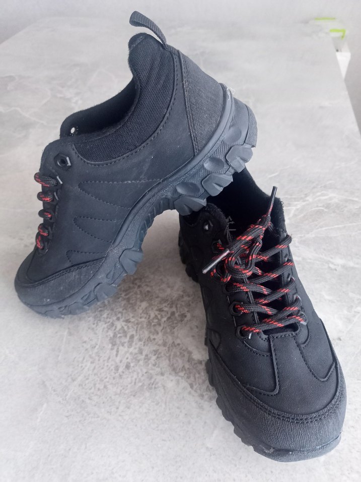 Siyah Spor Ayakkabı Bağcıkları - Görsel 2