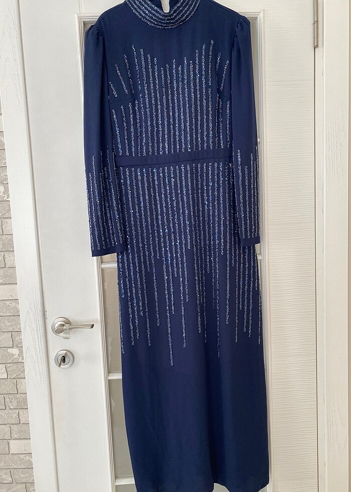 Lacivert abiye - Görsel 2