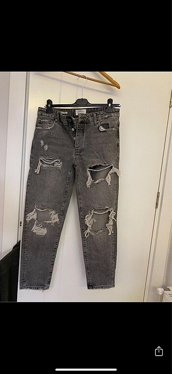 Bershka Jean