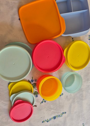 Tupperware Tupperware Renkli Plastik Saklama Kapları Seti