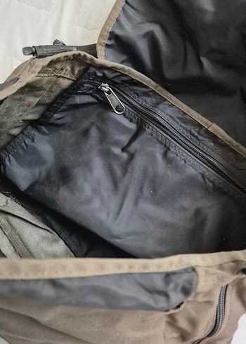Eastpak postacı çapraz çanta