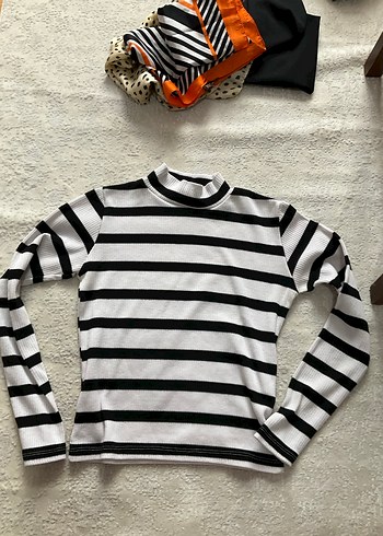 Çizgili Boğazlı Crop Kadın Kazak - Görsel 5