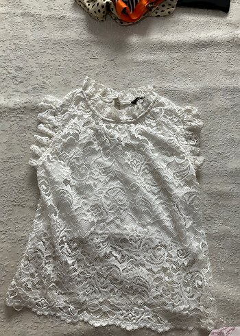 Dantel Detaylı Beyaz Kolsuz Bluz - Görsel 5