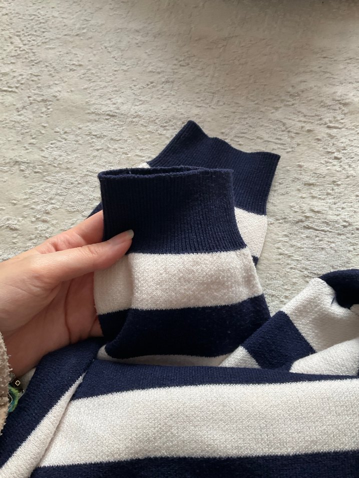 Bershka Çizgili Crop Triko Kadın Kazak - Görsel 4