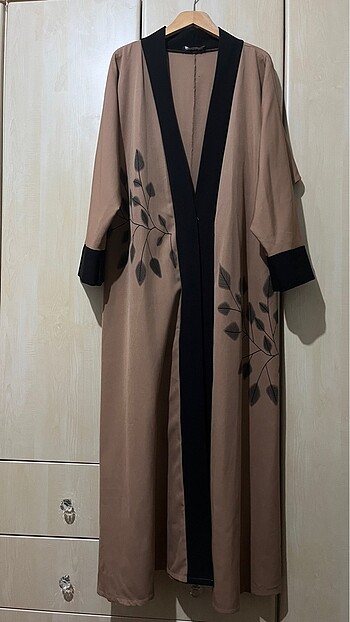 Tesettür abaya üst