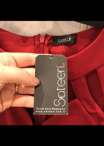 Kırmızı Kolsuz Elbise - Görsel 2