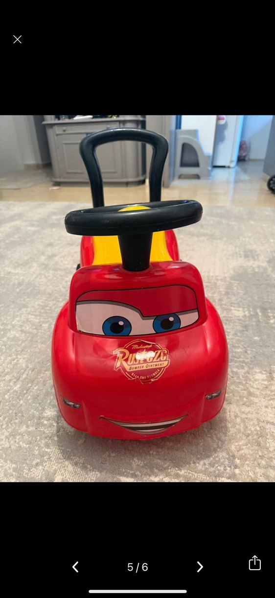 Renkli Kırmızı Oyuncak Araba - Görsel 2