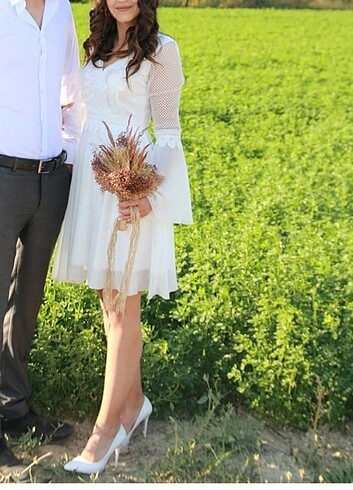 Beyaz nikah elbisesi 