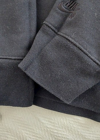 Siyah Kapüşonlu  Sweatshirt - Görsel 7