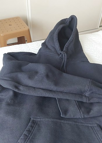 Siyah Kapüşonlu  Sweatshirt - Görsel 2