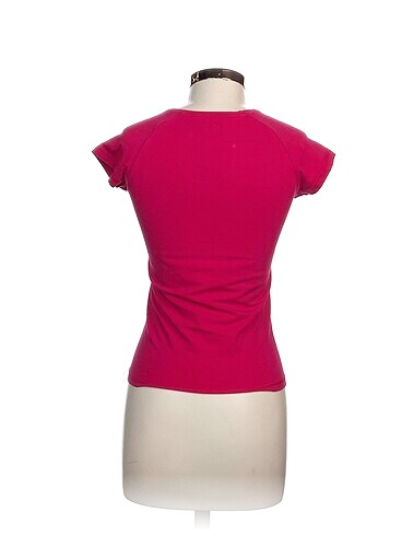 m Beden Reebok T-shirt %70 İndirimli.