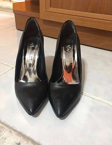 Diğer Stiletto