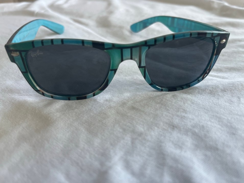 Ray-Ban Wayfarer Mavi Desenli Güneş Gözlüğü — görsel 3/11