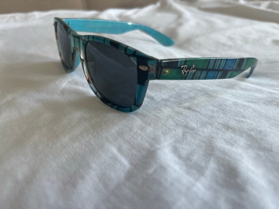 Ray-Ban Wayfarer Mavi Desenli Güneş Gözlüğü — görsel 2/11