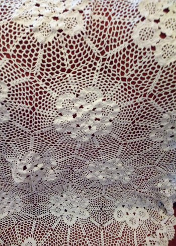 Geleneksel Beyaz Örgü Dantel Örtü - Görsel 2