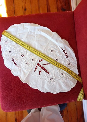 El İşlemeli Beyaz Dantel Masa Örtüsü - Görsel 3