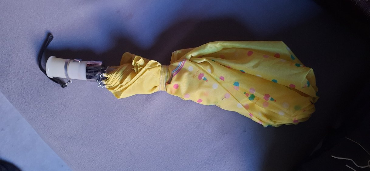 Sarı Pileli Kadın Şemsiye - Görsel 4