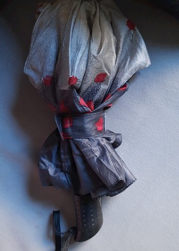 Şeffaf Gri Kırmızı Gül Desenli Kadın Şemsiye - Görsel 8