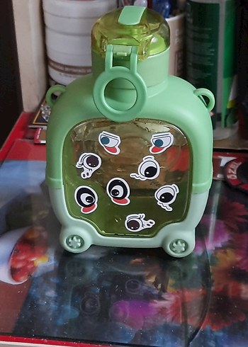 Yeşil renkli çok güzel çocuk suluğu. - Görsel 5