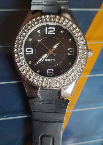 A46 Tasli Siyah Analog Saat