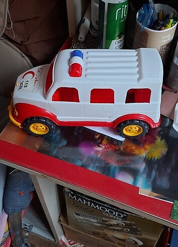 Ambulans çocuk oyuncak araba
