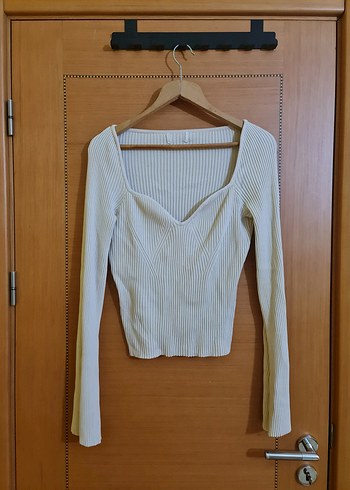 H&M V Yaka Bej Triko Kadın Bluz