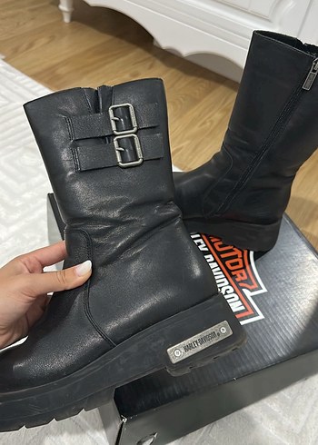 Kadın Siyah Deri Biker Botlar Tokalı