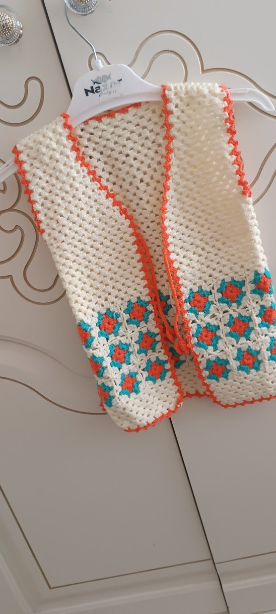 Çok Renkli Nakışlı Örgü Çocuk Yeleği - Görsel 3