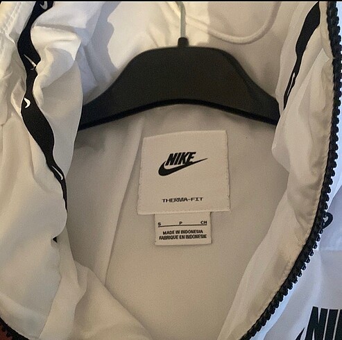 s Beden Nike Mont