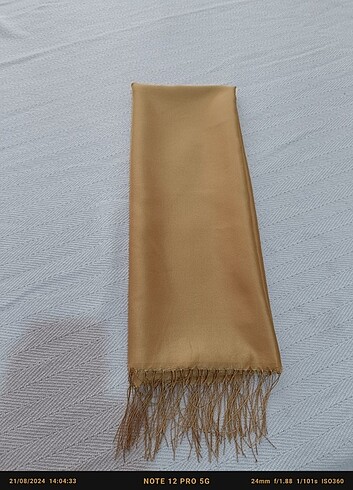 Gold şal