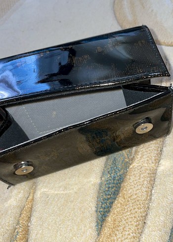 Siyah Yılan Derisi Desenli Deri Kadın Portföy Çanta - Görsel 2