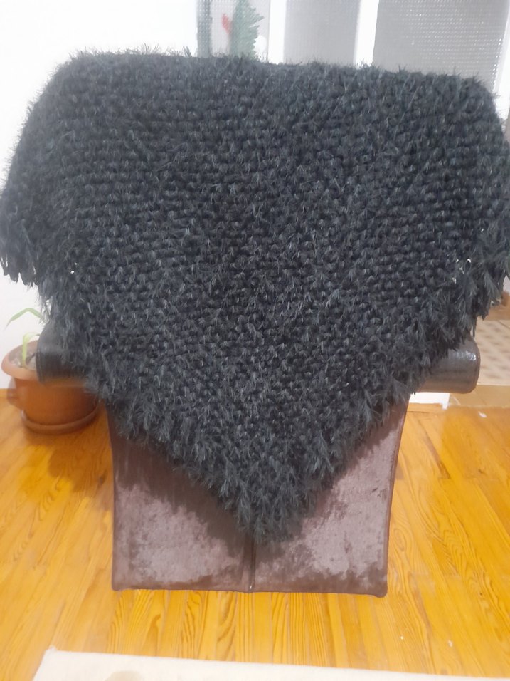 Kadın Gri Örgü Şal - Görsel 4