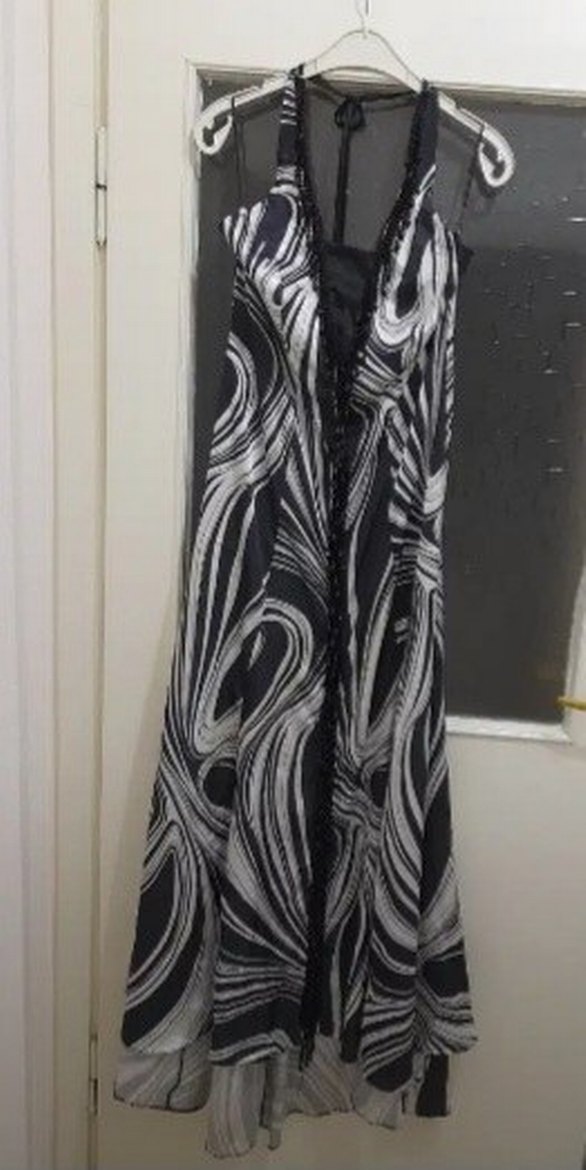 Zebra Desenli Siyah Uzun abiye elbise - Görsel 4