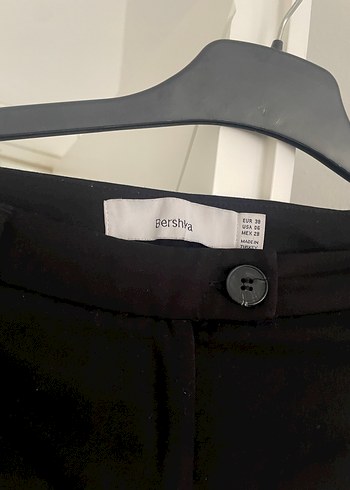 Siyah Kadın Midi Kumaş Pantolon - Görsel 2