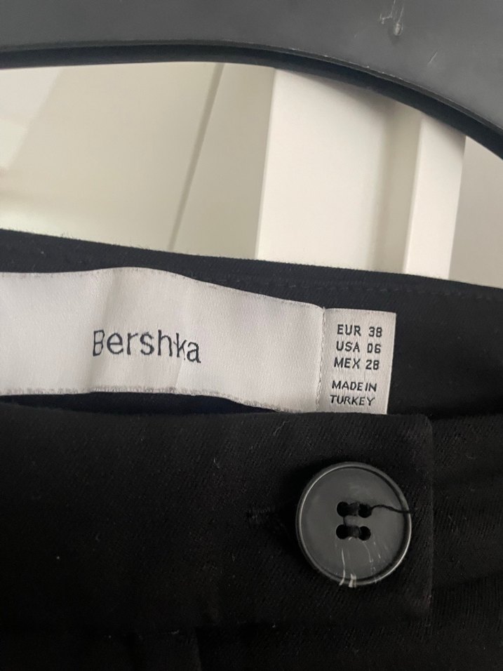 Siyah Kadın Midi Kumaş Pantolon - Görsel 4