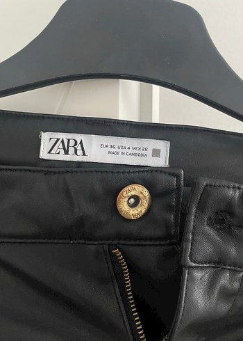 Siyah Deri Kemerli Kadın Pantolon - Görsel 3