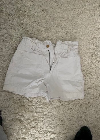 Beyaz Yüksek Bel Mini Şort - Görsel 2