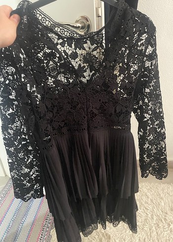 Siyah Dantel Midi Uzun Kollu V Yakalı Elbise - Görsel 4