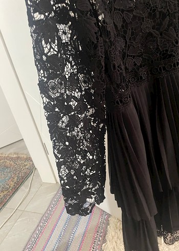 Siyah Dantel Midi Uzun Kollu V Yakalı Elbise - Görsel 6