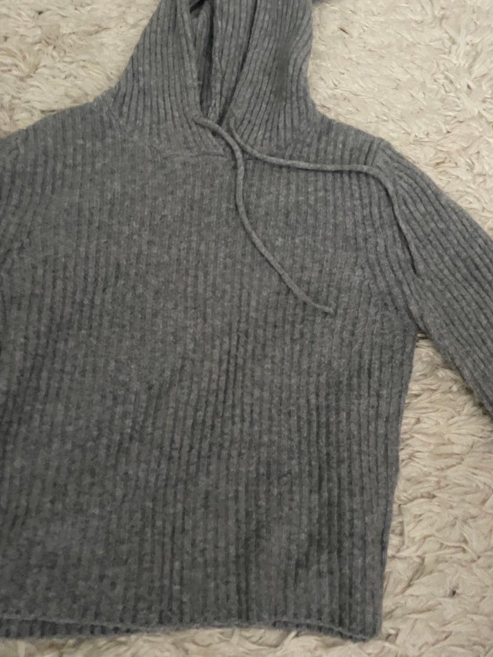 Gri Kapüşonlu Örgü Kadın Kazak - Görsel 2