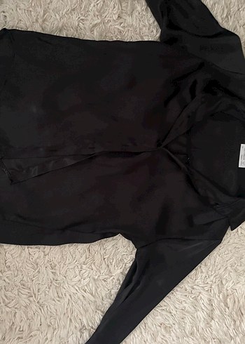 Siyah V Yaka Düğmeli Uzun Kollu Gömlek - Görsel 2