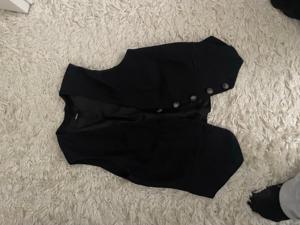 Siyah Kadın Kürklü Midi Yelek - Görsel 3