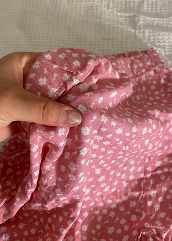 Zara Pembe çiçek Desenli Fırfır ve yırtmaç detaylı Midi Etek