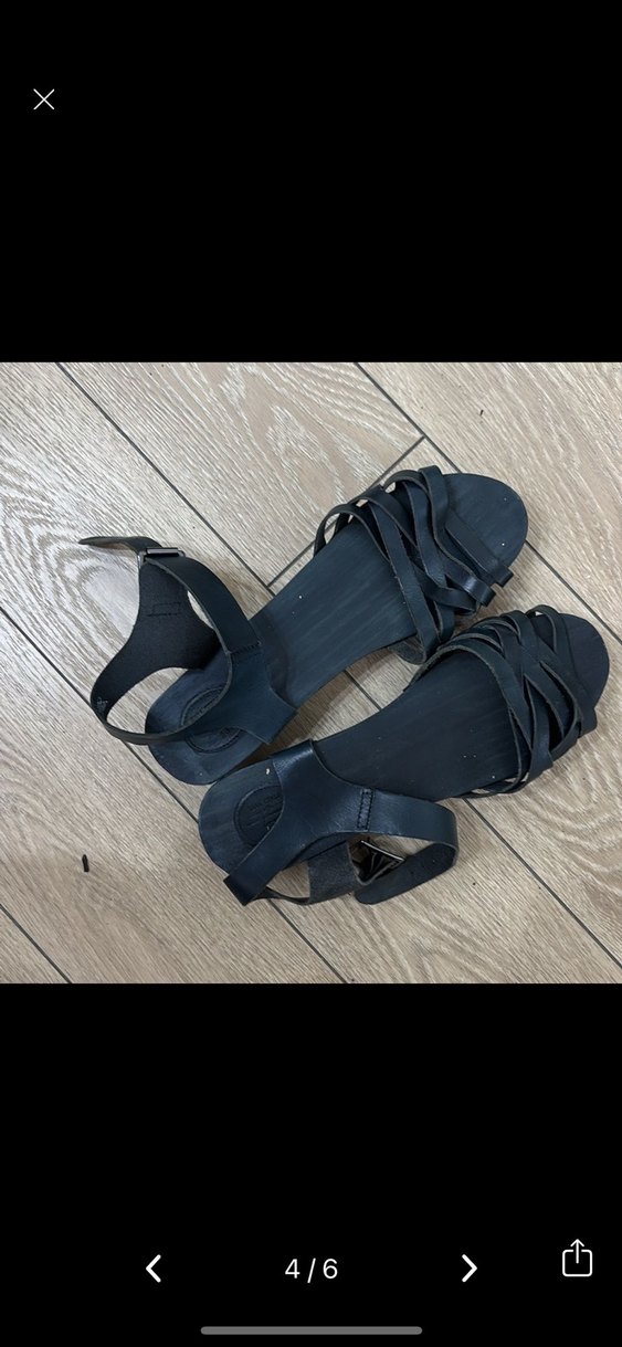 Siyah Tokalı Kadın Blok Topuklu Sandalet - Görsel 4