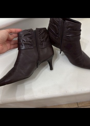 Kahverengi Deri Stiletto Topuklu Kadın Bot - Görsel 3