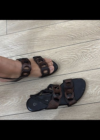 Kahverengi Dolgu Topuklu Kadın Sandalet - Görsel 5