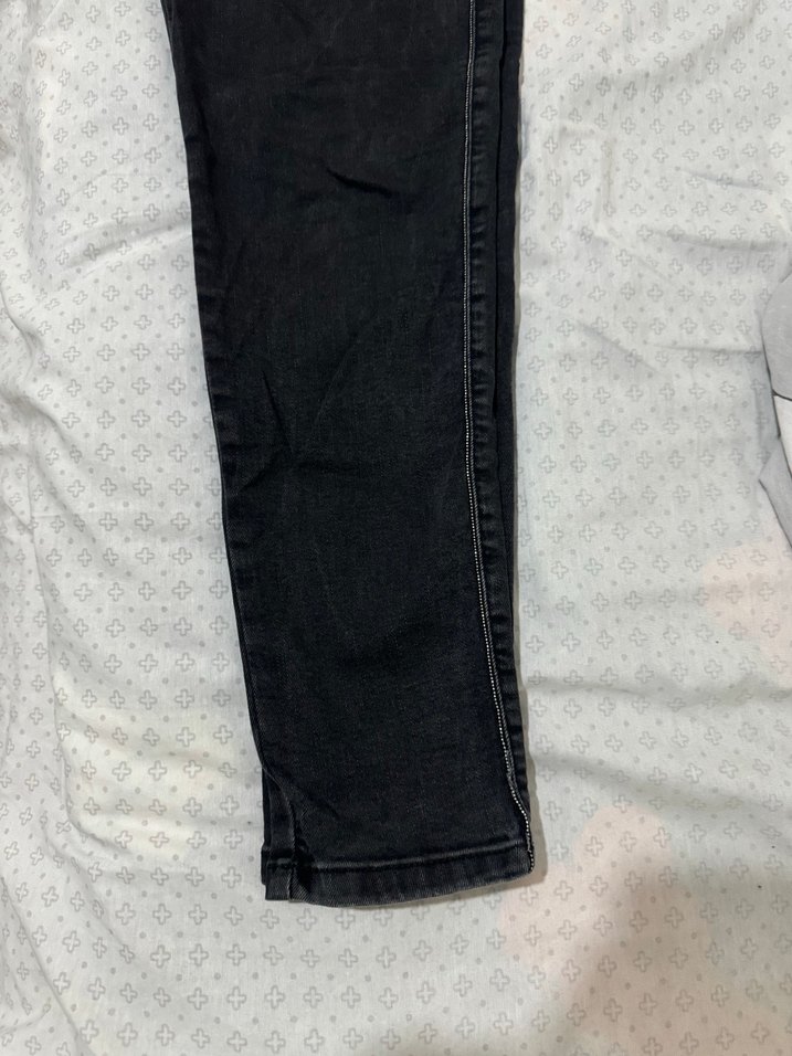 Siyah Kadın Denim Dar Kesim Jean - Görsel 4