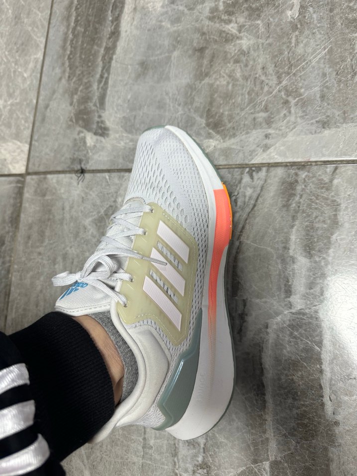 Adidas unısex Beyaz Bağcıklı Spor Ayakkabı - Görsel 3