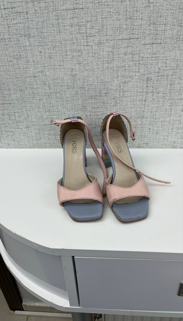 Kadın Çok Renkli Bağcıklı Blok Topuklu Ayakkabı - Görsel 4