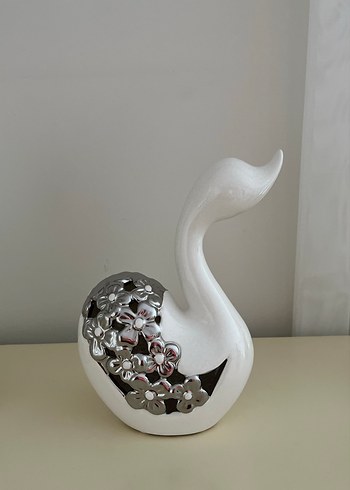 Gri ve Beyaz Modern Figür Seti - Görsel 4